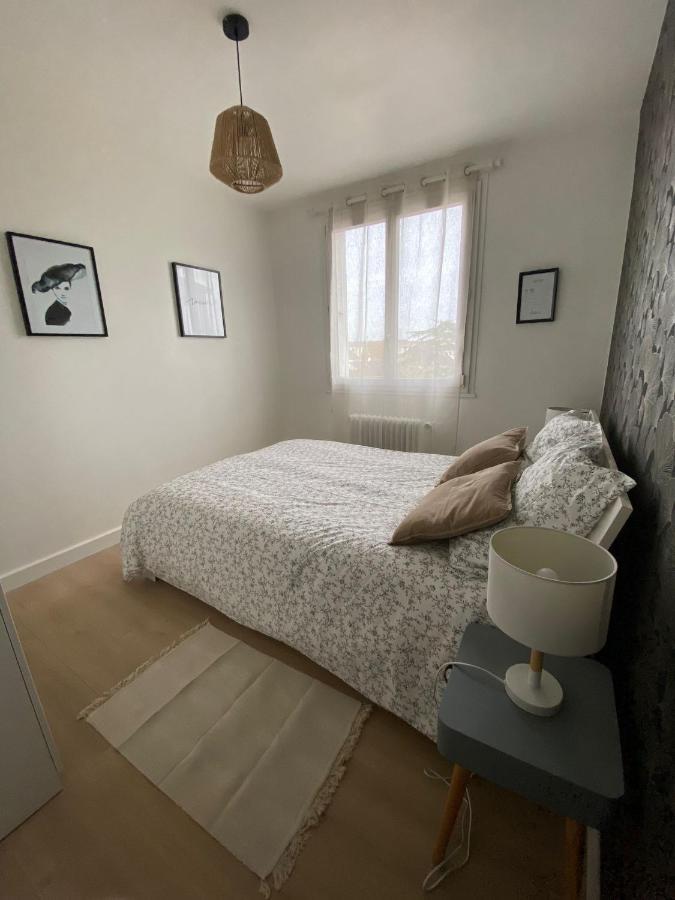 Appartement Cosy Pres De La Gare Avec Parking Saint-Pierre-des-Corps Exterior photo